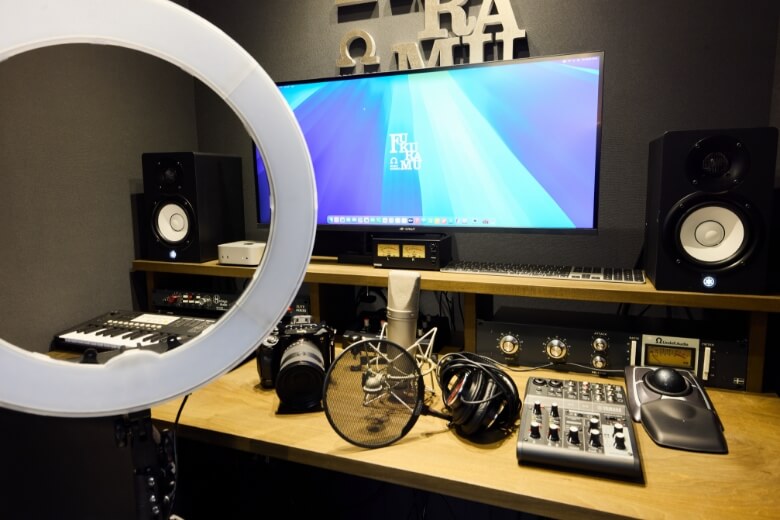 FUKURAMU MUSIC SCHOOLで使用しているレコーディング機材の写真