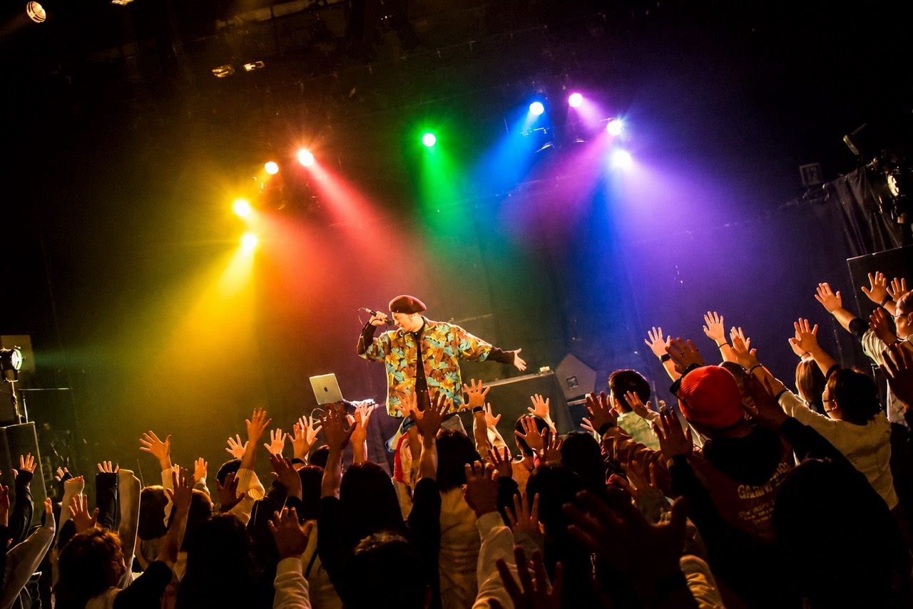 ライブパフォーマンスの様子